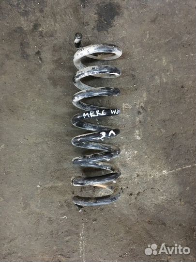 Пружина подвески задняя (Mercedes-Benz C-class)