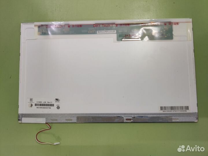 Матрица 15,6 ламповая бу N156B3-L0B