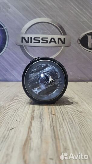 Фара противотуманная птф Туманка Nissan note E11 Л