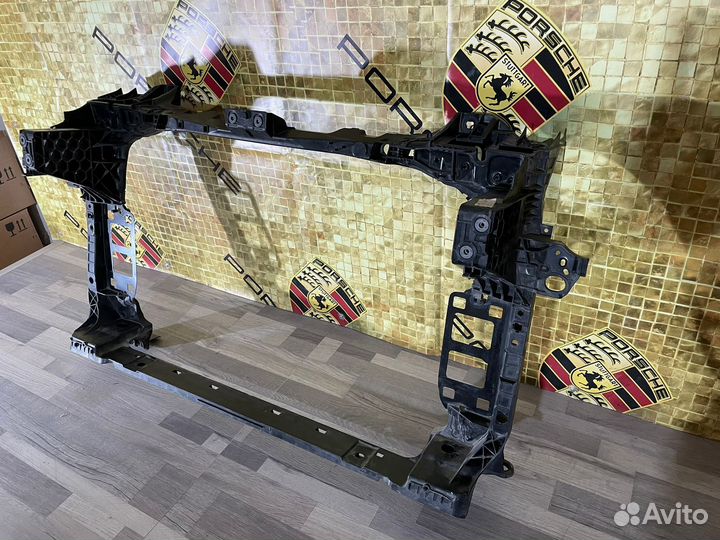 Панель передняя на Porsche Cayenne 9Y