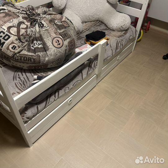 Детская кровать домик бу