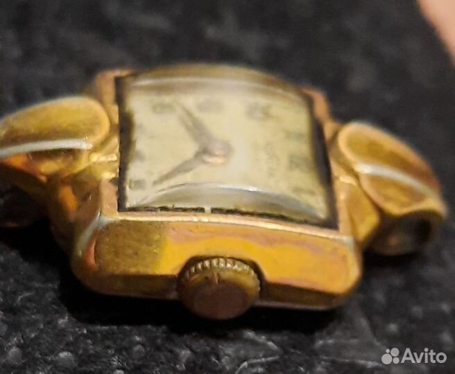 Часы наручные женские