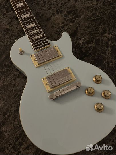 Электрогитара Epiphone Power Player Les paul