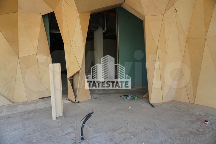 Свободного назначения, 2000 м²