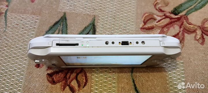 PSP e1008 с играми