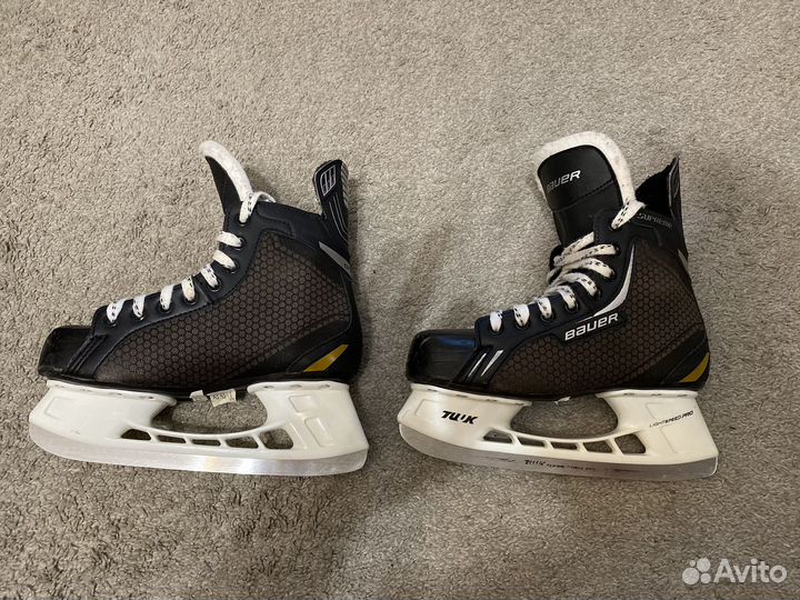 Коньки хоккейные Bauer 38,5