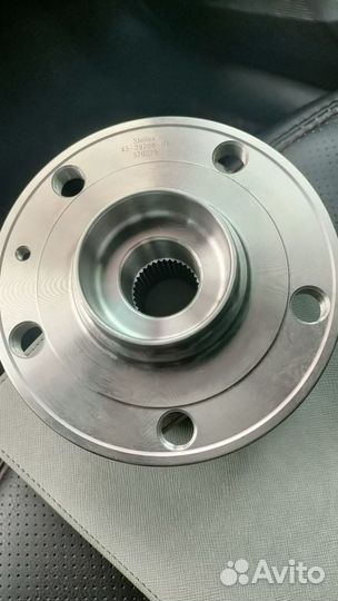 Ступица передняя skoda,audi,seat,vag