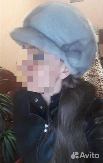 Берет женский норковый