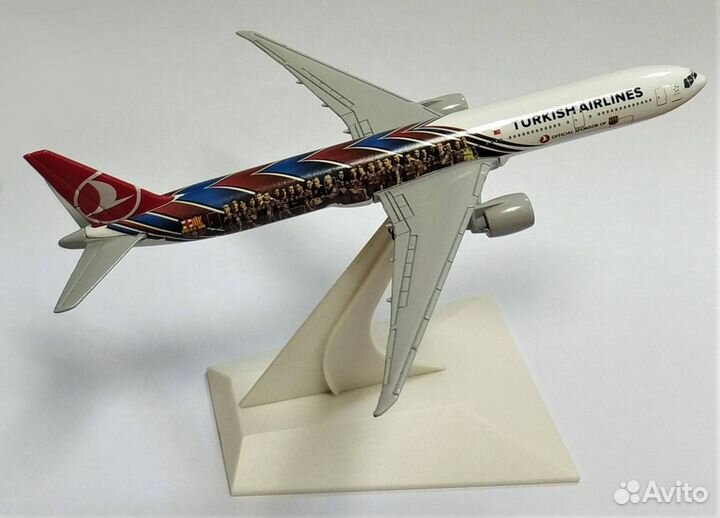 Модель самолета boeing 777-300 Turkish Airlines