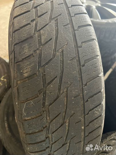 Matador MP 92 Sibir Snow SUV 215/70 R16