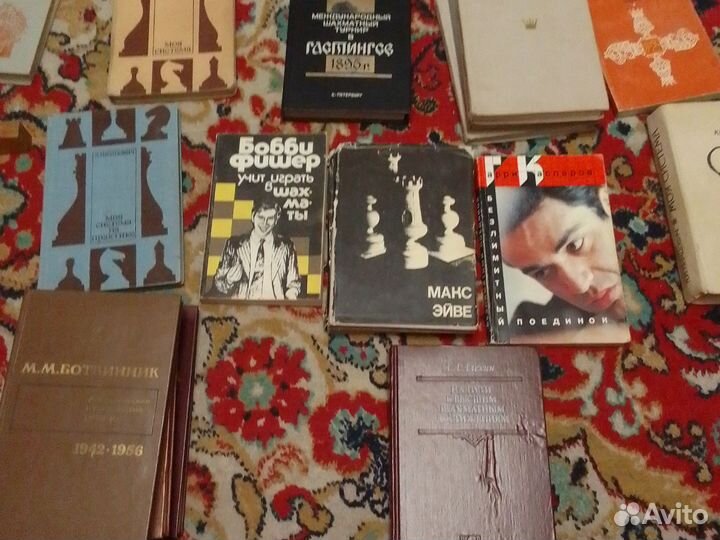Большая коллекция шахматной литературы
