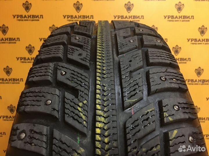 Kumho I'Zen KW22 215/65 R16 98T