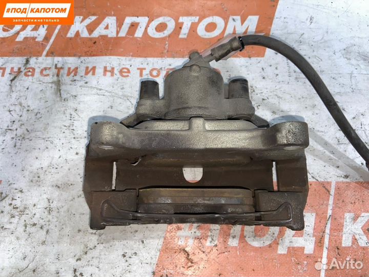 Суппорт тормозной передний правый Volkswagen Golf