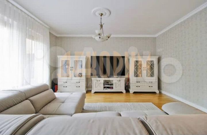 Таунхаус 260 м² на участке 3 сот.