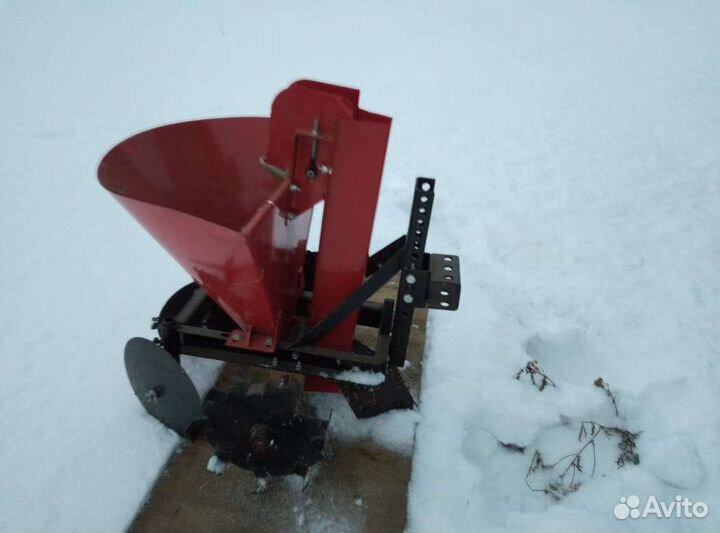 Картофелесажалка