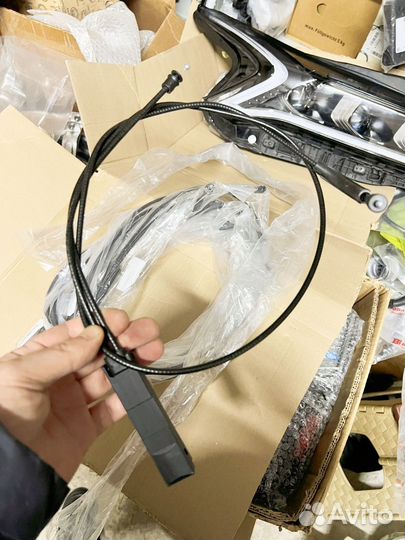 Трос капота w222 a2228800059