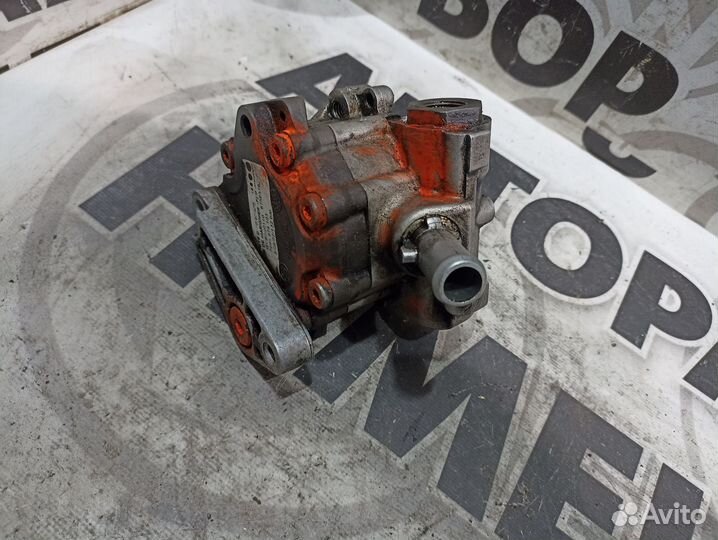 Насос гур Land Rover Range Rover L322