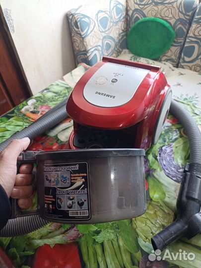 Пылесос Samsung SC6573