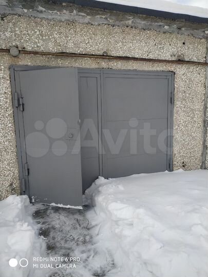 Гараж, > 30 м²