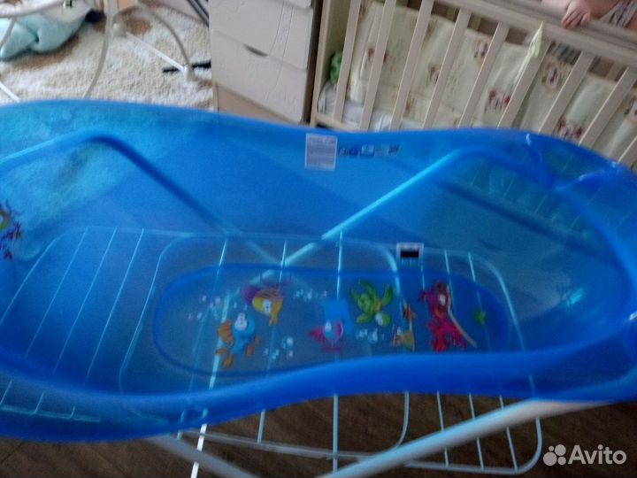 Ванночка с подставкой для купания