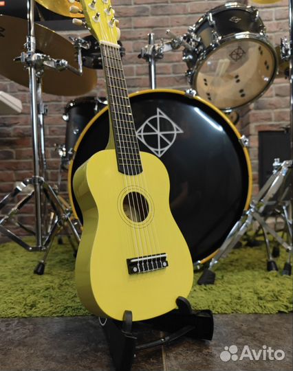 Гиталеле + аксессуары