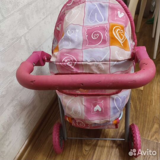 Кукольная коляска для куклы