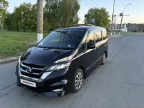 Nissan Serena 2.0 CVT, 2017, 142 000 км, с пробегом, цена 2 050 000 руб.