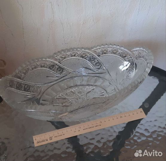 Большая хрустальная ваза для фруктов