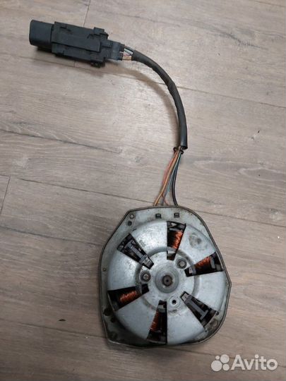 Мотор вентилятора охлаждения Mercedes