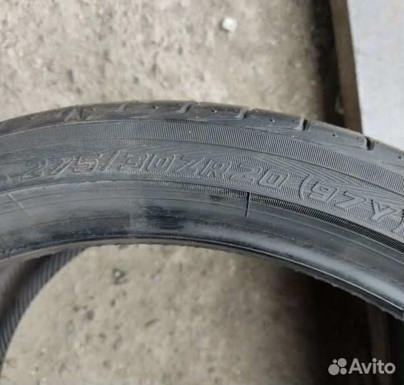 Yokohama Advan Sport V105 275/30 R20 97Y