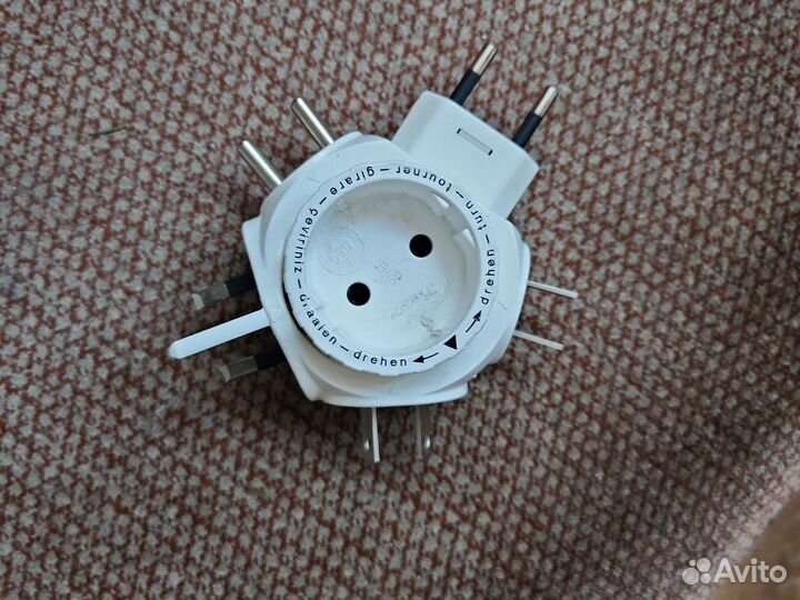 Адаптер для путешествий