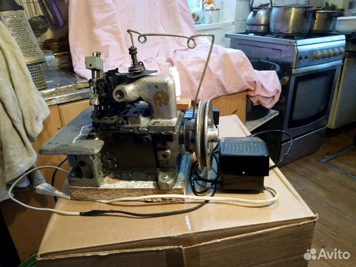 Оверлок для швейной машины
