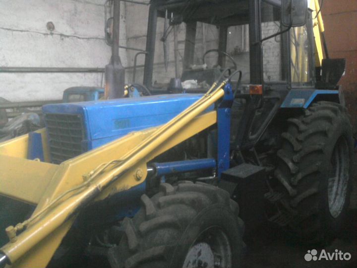 Экскаватор погрузчик Земельные работы