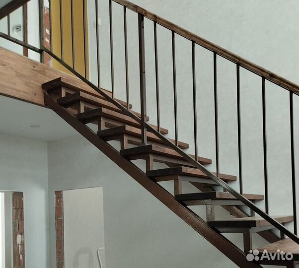 Перила для лестниц
