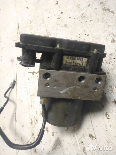 Блок ABS (насос) Nissan NP300