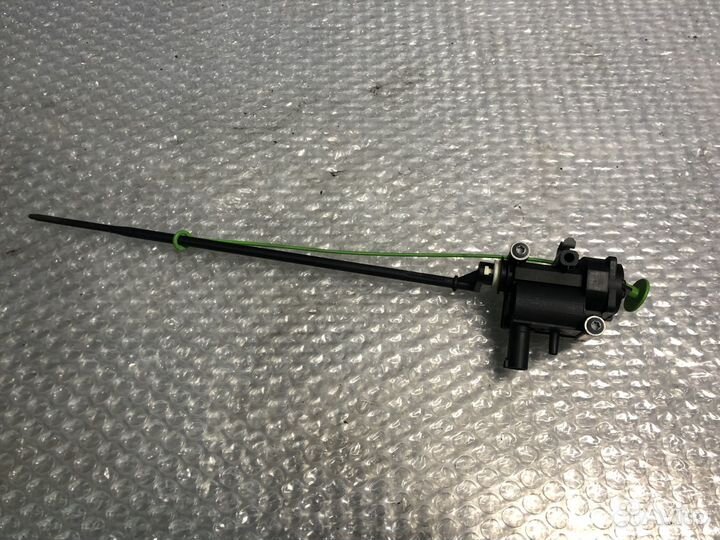 Сервопривод лючка бензобака BMW 5 Серии F10