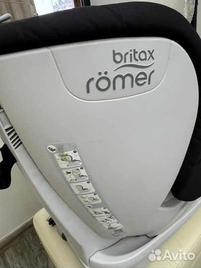 Автомобильное кресло britax romer