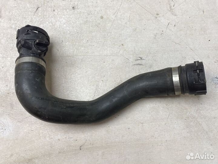 Патрубок охлаждения audi a6 c6 3.2 auk