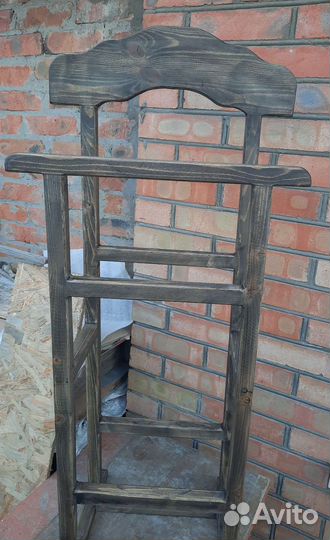 Вешалка напольная дервянная