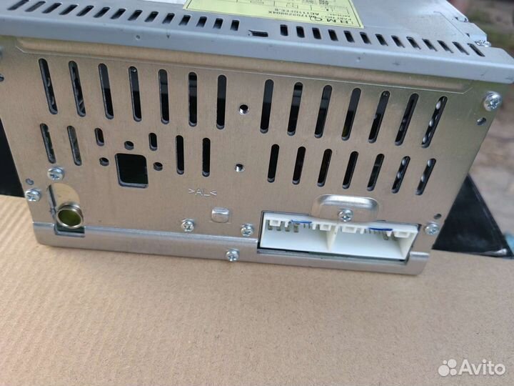 Магнитола на hyundai i40