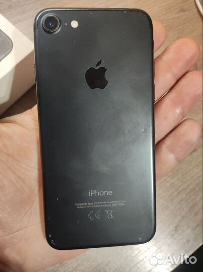 iPhone 7, 32 ГБ