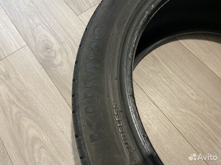 Kumho Ecsta HS51 235/45 R17 97