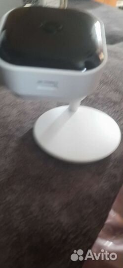 2 две камеры одна уличная другая домашния