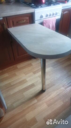 Барный стол