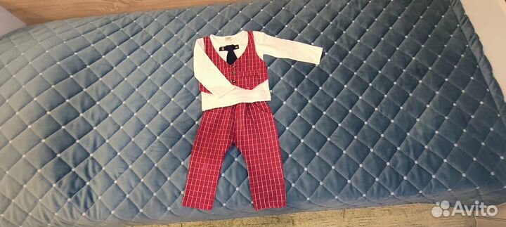 Костюм на мальчика 1-2года