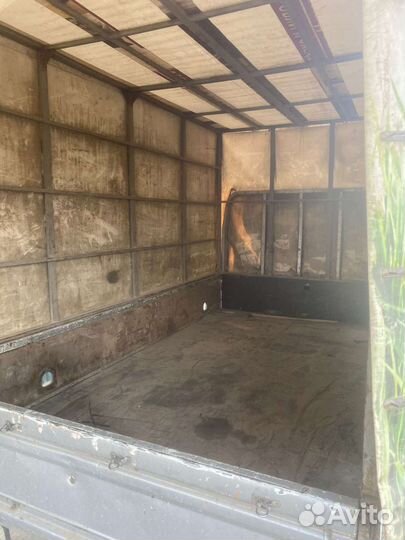 Nissan Atlas бортовой, 2001