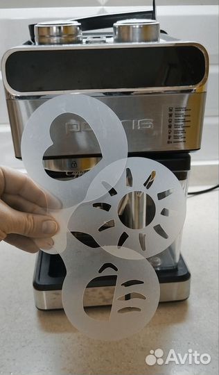 Кофеварка рожковая Polaris PCM 1535E