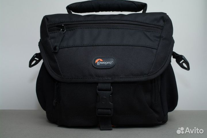 Сумка для фотоаппарата Lovepro