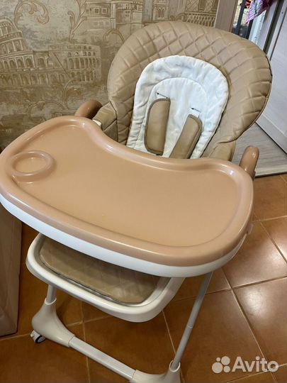 Стульчик для кормления tommy