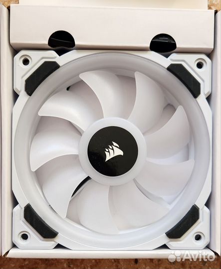 Corsair LL120 RGB